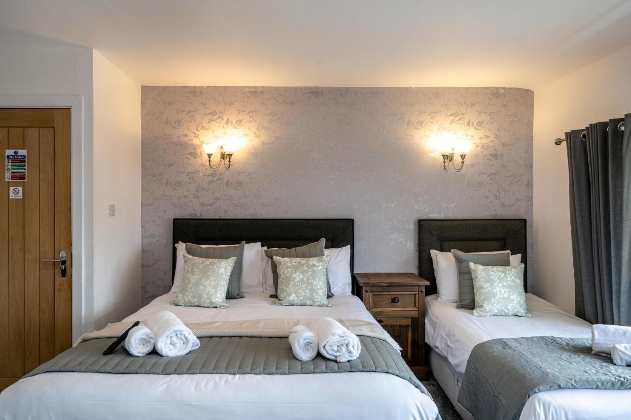 The New Lodge Pontardawe エクステリア 写真