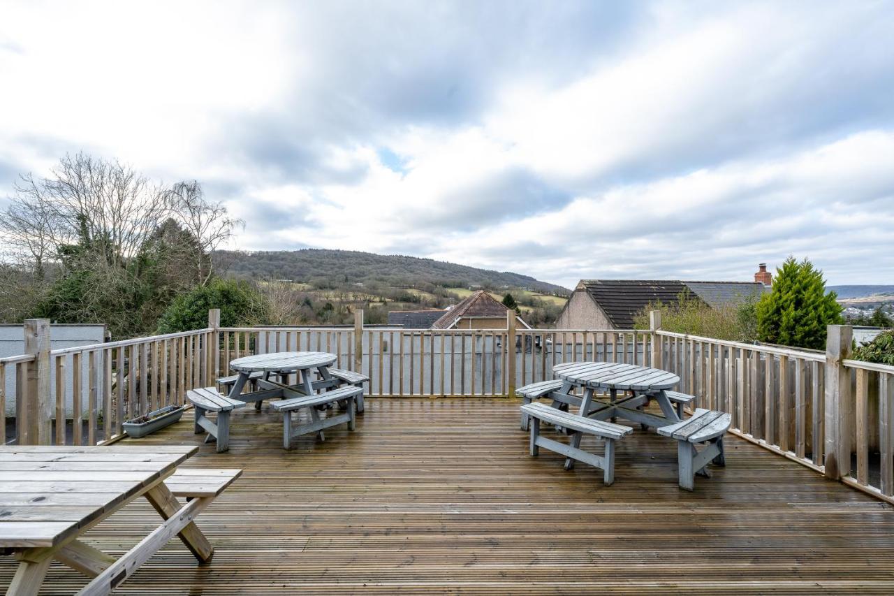 The New Lodge Pontardawe エクステリア 写真